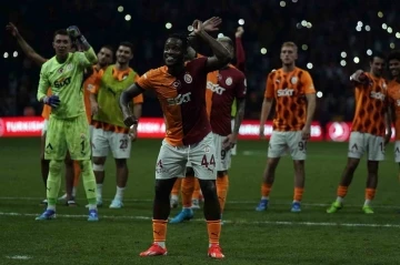 Galatasaray’da sezonun ilk üçlüsü Batshuayi’den
