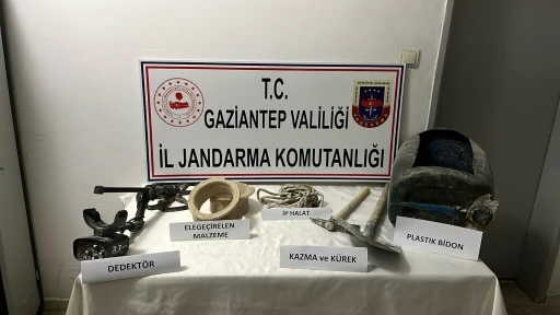 Gaziantep’te kaçak kazı yapan 2 şahıs suçüstü yakalandı
