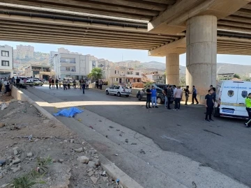 Gaziantep’ten İzmir’e kaçmışlardı: Çift, cinayete kurban gitti
