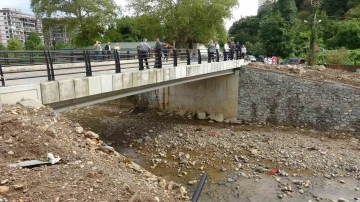 Giresun’da sellerin yıktığı köprüler yeniden inşa ediliyor
