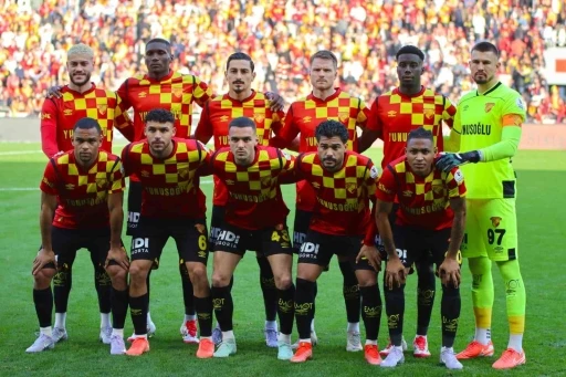 Göztepe, 456 gün sonra evinde kaybetti
