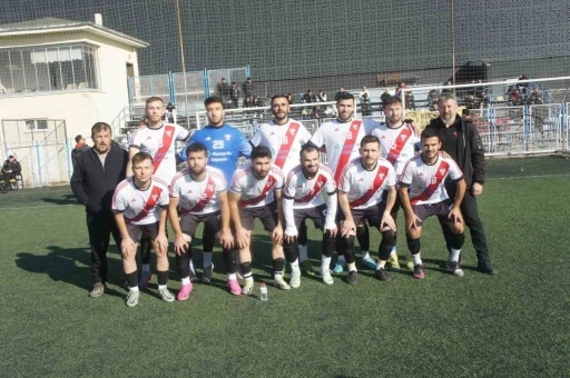 Güneşspor Play-Off iddiasını sürdürdü
