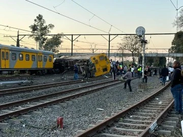 Güney Afrika’da Tren Kazası: 25 Yaralı