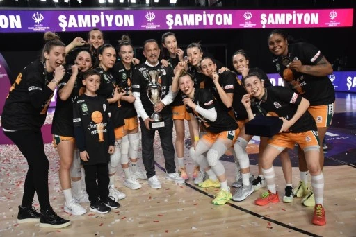 “GÜRESPORLU MELEKLER” NAMAĞLUP ŞAMPİYON