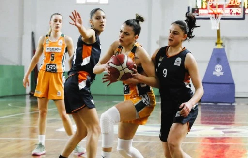 GÜRESPORLU MELEKLER, REKORLARLA SÜPER LİGE KOŞUYOR