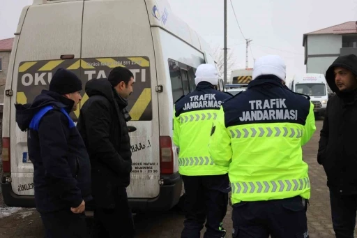 Güroymak’ta öğrenci servisleri denetlendi
