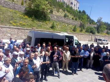 Hacı adayları Bayburt’tan dualarla uğurlandı
