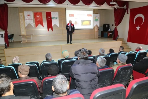 Hadim’de çiftçi eğitim toplantısı düzenlendi
