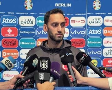 Hakan Çalhanoğlu: “Kendimizle gurur duymamız gerekiyor”
