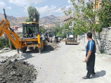 Hakkari’de sondaj tekniği ile doğalgaz verildi
