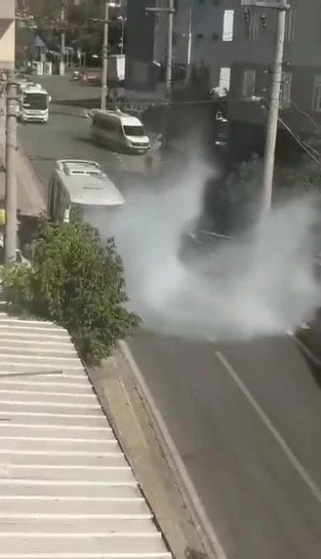 Halk otobüsünde çıkan yangın korkuttu
