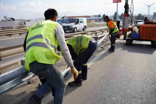 Hasarlı otokorkuluklar yenileniyor
