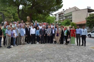 Hiciv ustası Şair Eşref memleketi Kırkağaç’ta anıldı
