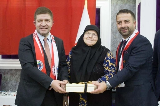 İstanbul’da kaz tridi şenliği renkli görüntülere sahne oldu
