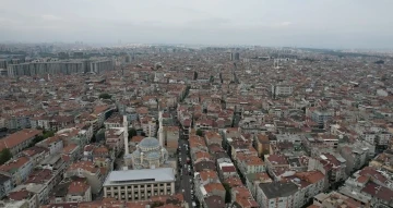 “İstanbul’da kendiliğinden yıkılacak 400 bina var”
