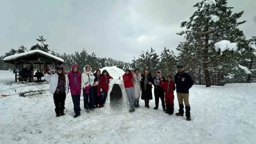 İzciler haftayı doğada kutladı
