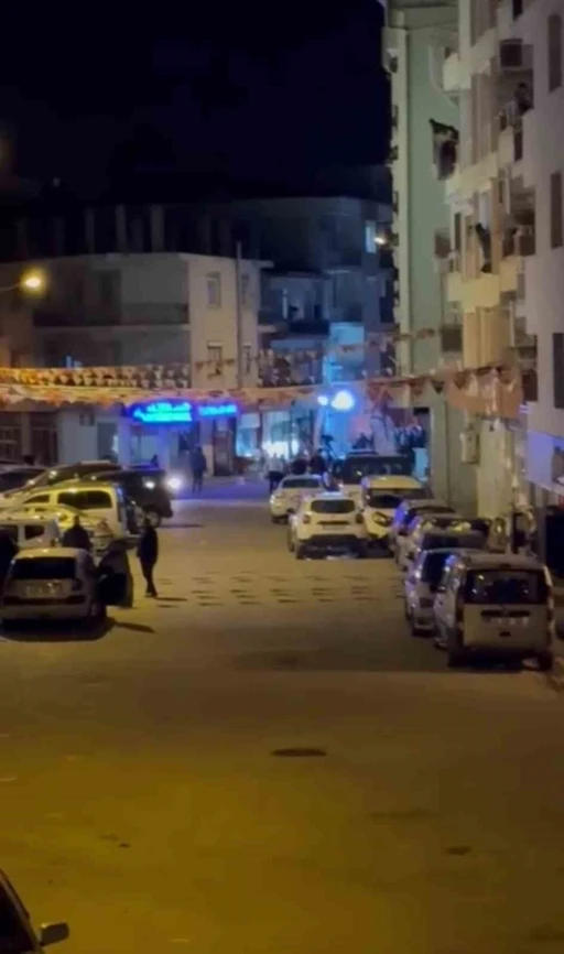 İzmir’de polislere silahlı saldırı: 3 polis yaralı
