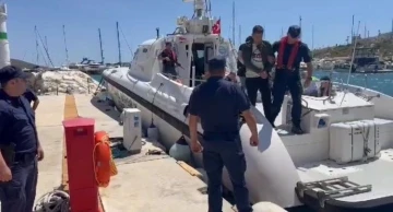 İzmir’de yelkenli tekne ile yurt dışına kaçmaya çalışan 10 FETÖ’cü yakalandı
