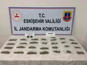 Jandarma ekiplerinden uyuşturucu madde operasyonu
