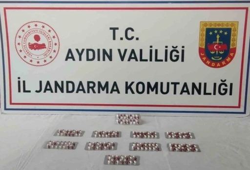 Jandarma uyuşturucuya geçit vermedi
