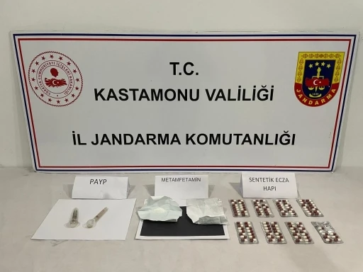 Jandarmadan uyuşturucu operasyonu: 13 gözaltı
