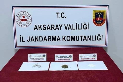 Jandarmadan uyuşturucu operasyonu: 2 gözaltı
