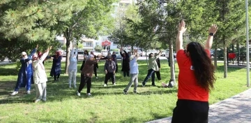 Kadınlar; ’Sabah sporunda buluşalım’ etkinliğinden memnun
