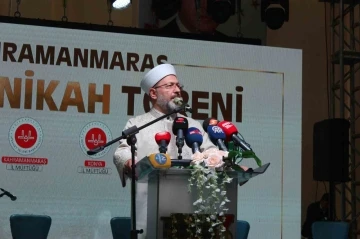 Kahramanmaraş’ta 100 depremzede çift için toplu nikah töreni yapıldı
