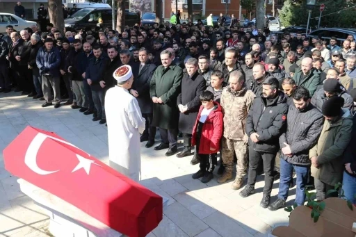 Kalp krizi sonucu vefat eden polis memuru İsa Bacanak defnedildi
