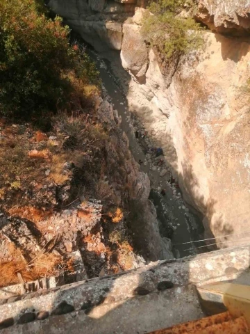 Kanyonda mahsur kalan şahıs kurtarıldı
