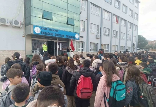 Karacasu’da öğrencilere trafik güvenliği eğitimi
