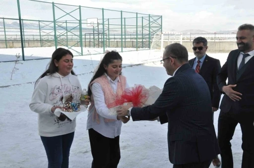 Kars’ta yarıyıl tatili başladı
