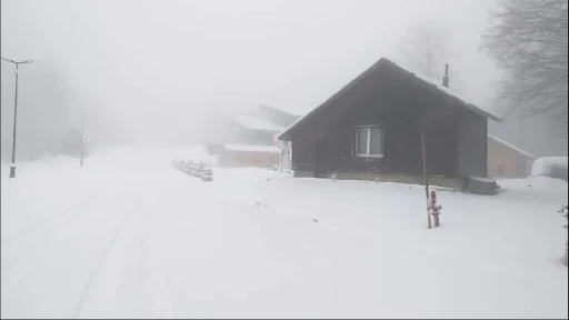 Kartepe’de kar yağışı başladı
