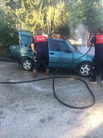 Kastamonu’da yanan otomobil kullanılamaz hale geldi
