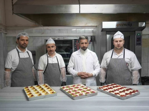 Kastamonu mutfağından Osmanlı sarayına giren güllaç, asırlardır Ramazan’da sevilerek tüketiliyor
