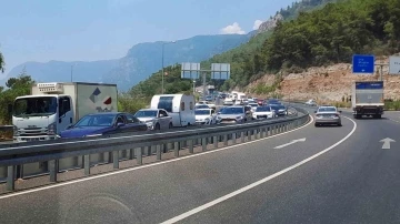 Sakar Rampasında 5 Kilometre Kuyruk Oluştu