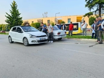 Kaza yapan sürücü: &quot;Hatasız, boyasız aracım hasar gördü&quot;
