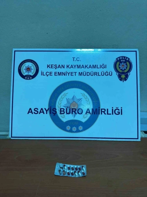 Keşan’da 11 adet uyuşturucu hap ele geçirildi
