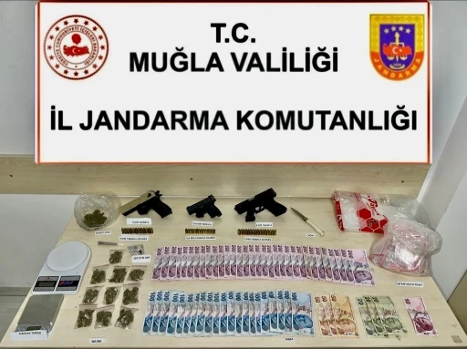 Kiralık villada uyuşturucu baskını