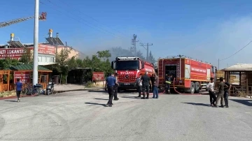 Konya’da sanayi sitesinde yangın paniği
