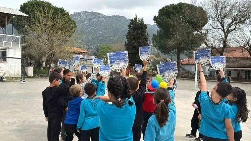 Muğla'da Minik Çevreciler İş Başında