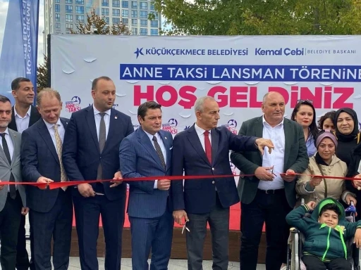 Küçükçekmece Belediyesi’nden ’Anne taksi’ projesi hayata geçirildi
