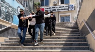 Küçükçekmece’de otobüse binen adamı vuran şüpheliler yakalandı
