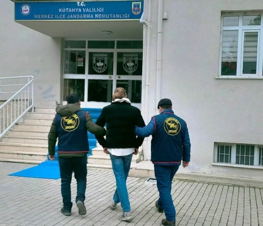 Kütahya’da JASAT’ın yakaladığı 103 aranan şahıstan 43’ü tutuklandı
