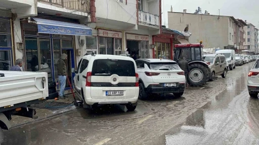 Malazgirt’teki lastikçilerde yoğun mesai
