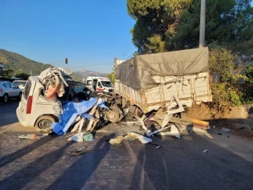 Manisa’da trafik kazası: 4 ölü
