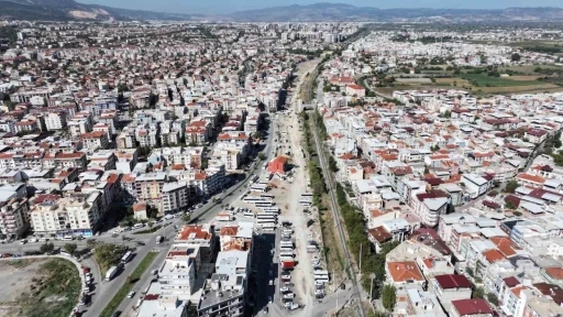 Manisa’nın trafiğine nefes aldıracak yolda çalışmalar sürüyor
