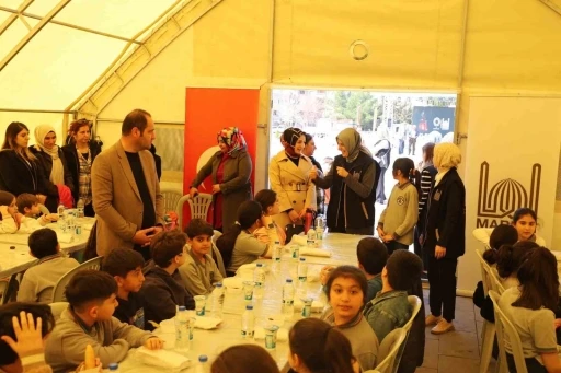 Mardin Büyükşehir Belediyesinden çocukları oruca alıştırma etkinlikleri
