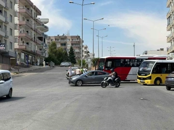 Mardin’de halk otobüsü ile otomobil çarpıştı
