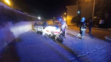 Mardin’de otomobil takla attı: 3 yaralı

